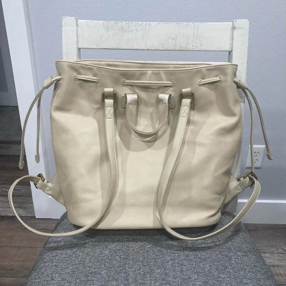 Fawn Design Cream Drawstring Backpack - Picture 5 of 11